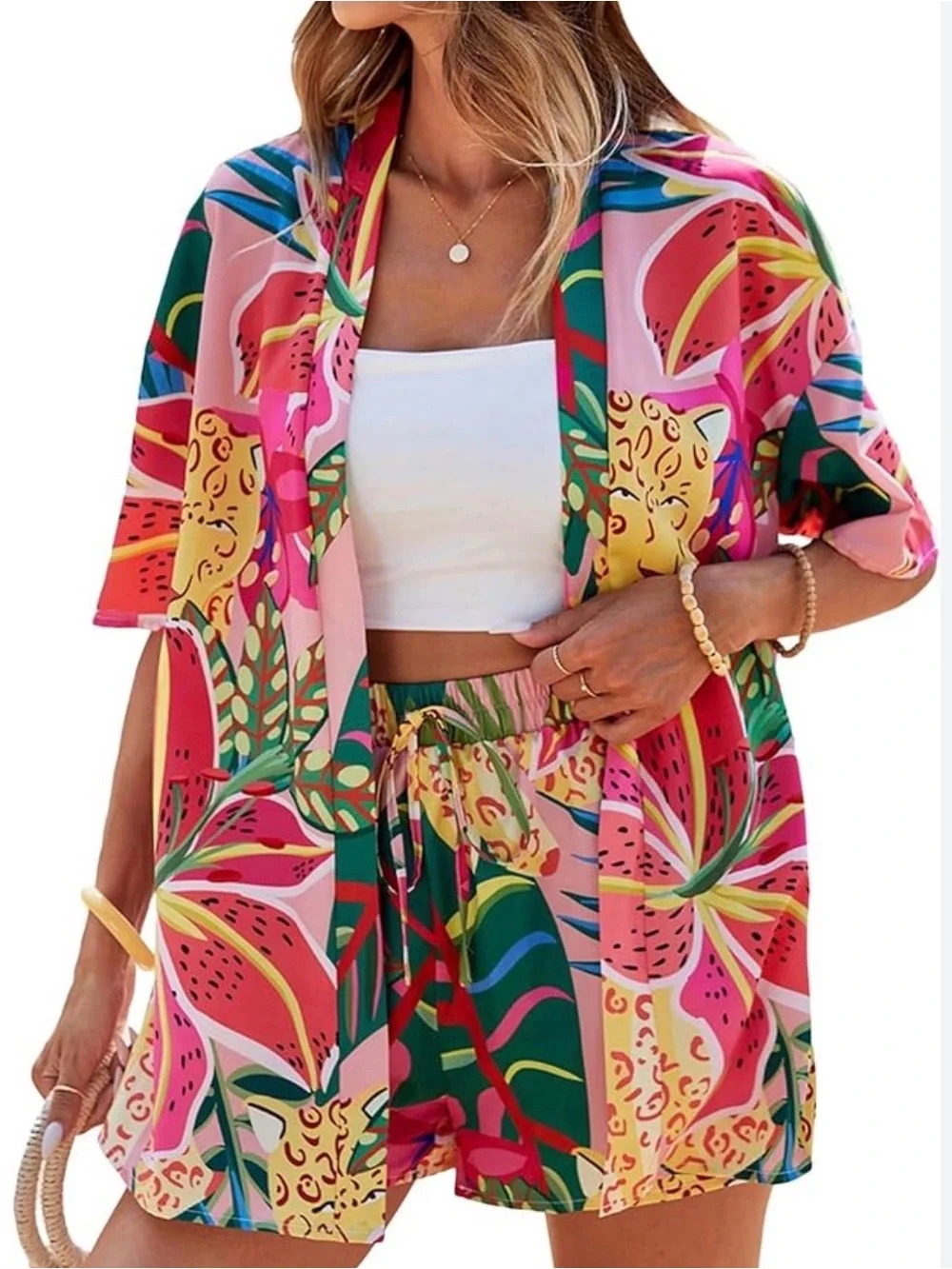 Women’s Tropical Print Two-Piece Short Set - Pink Multicolored Tropical